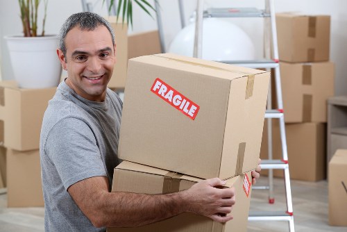 Careful loading and transport for a removals van move