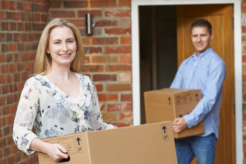Removal van and moving team serving Hounslow homes and businesses