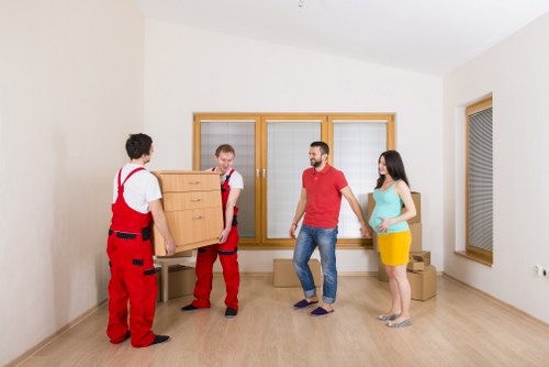 Household moving service for flats and family homes in Hounslow