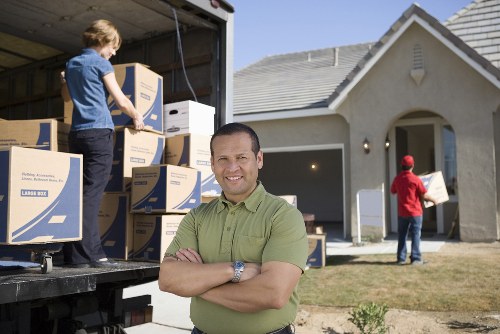Local transfer station and sorting area for mixed recyclables
